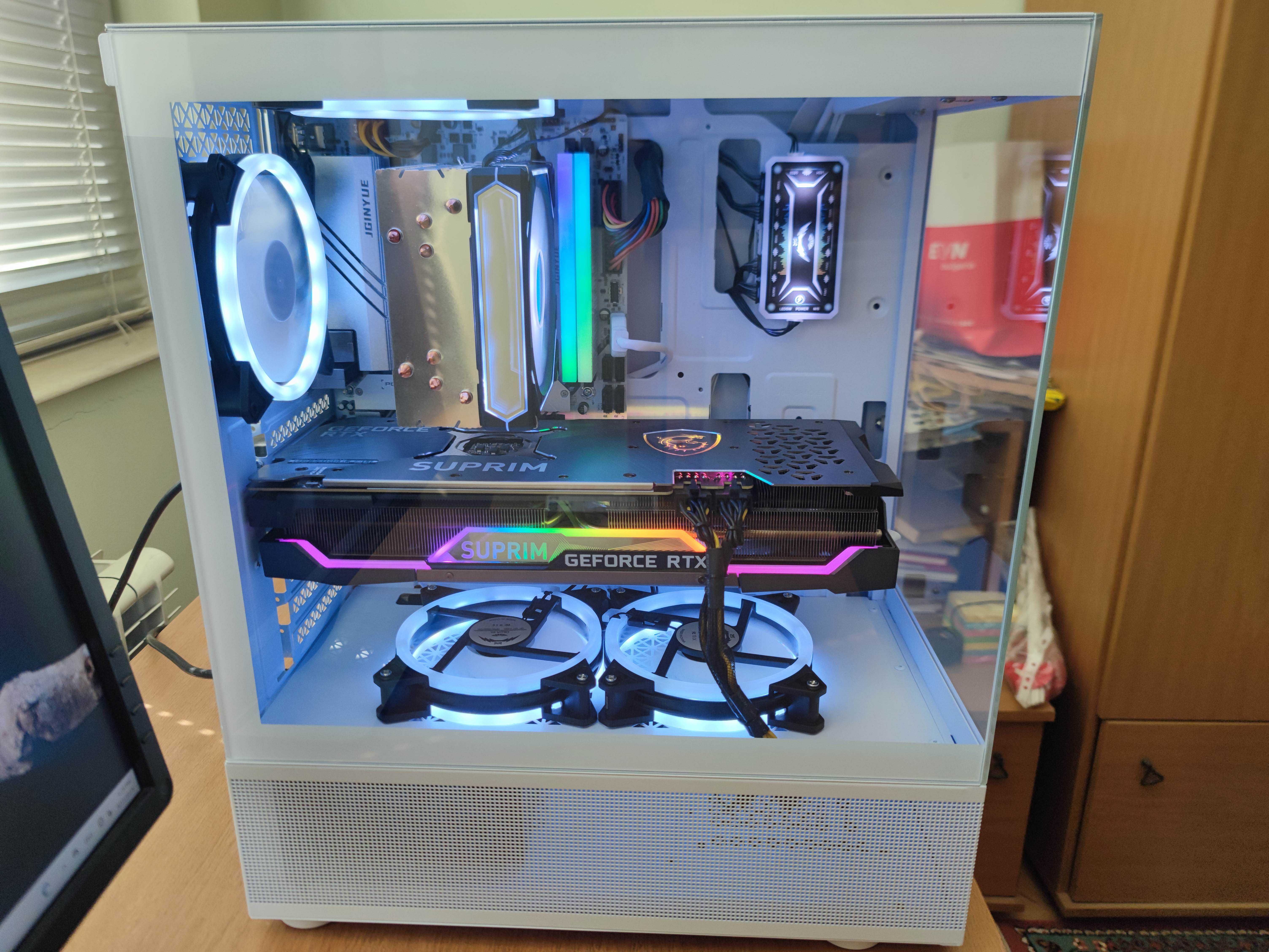 Геймърски компютър, Ryzen 8400f, Rtx 3070, 32gb DDR5, 1tb Nvme, 750W