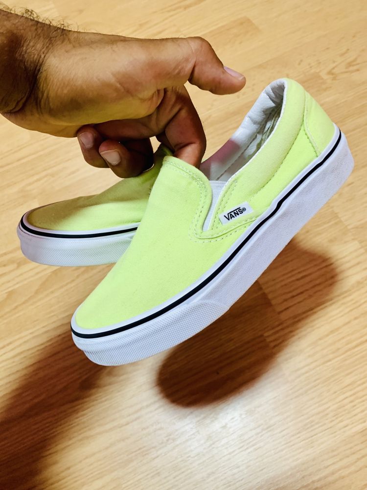 pantofi Vans Classic slip-on lime green Visit unisex sneakers