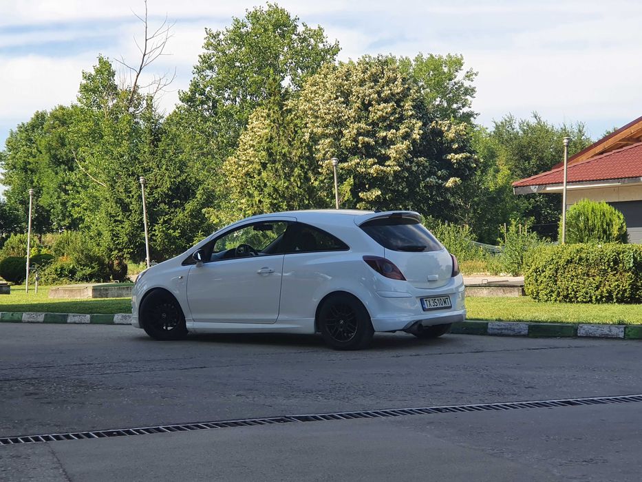 Opel Corsa D Limited Edition