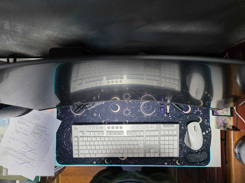 Samsusng U32R590 32" LED 4K монитор извит Curve 4 ms GTG, 3840 x 2160