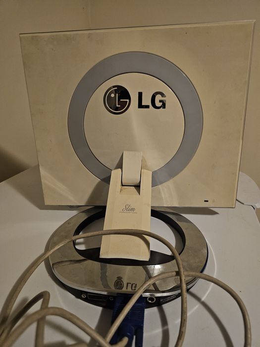 Monitor LG utilizat