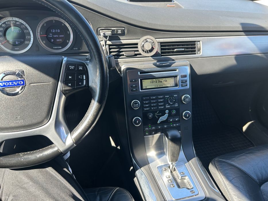 Vând VOLVO S 80 2.4 diesel automat an 2010