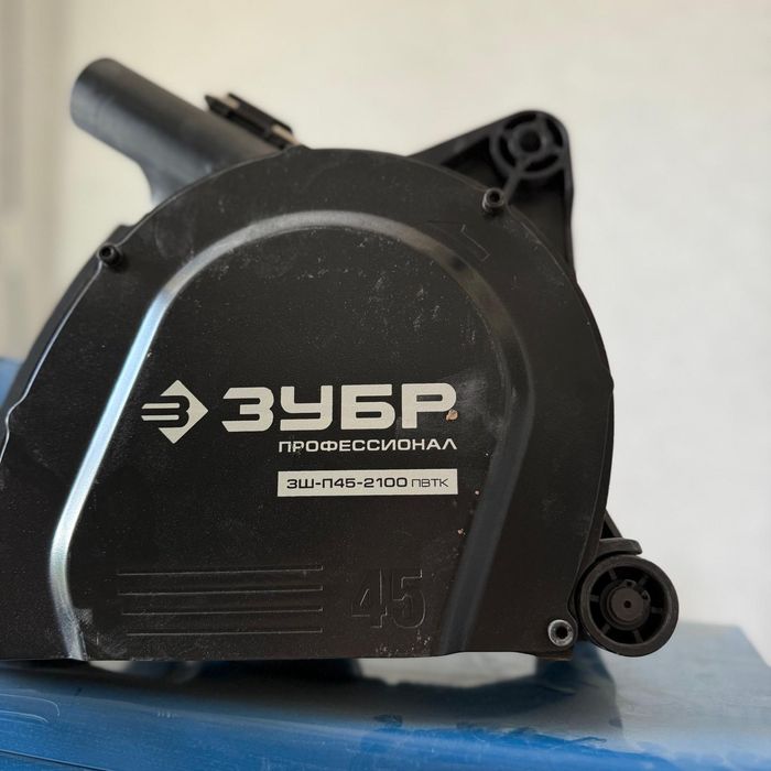 Штроборез электрический Зубр профессионал  180