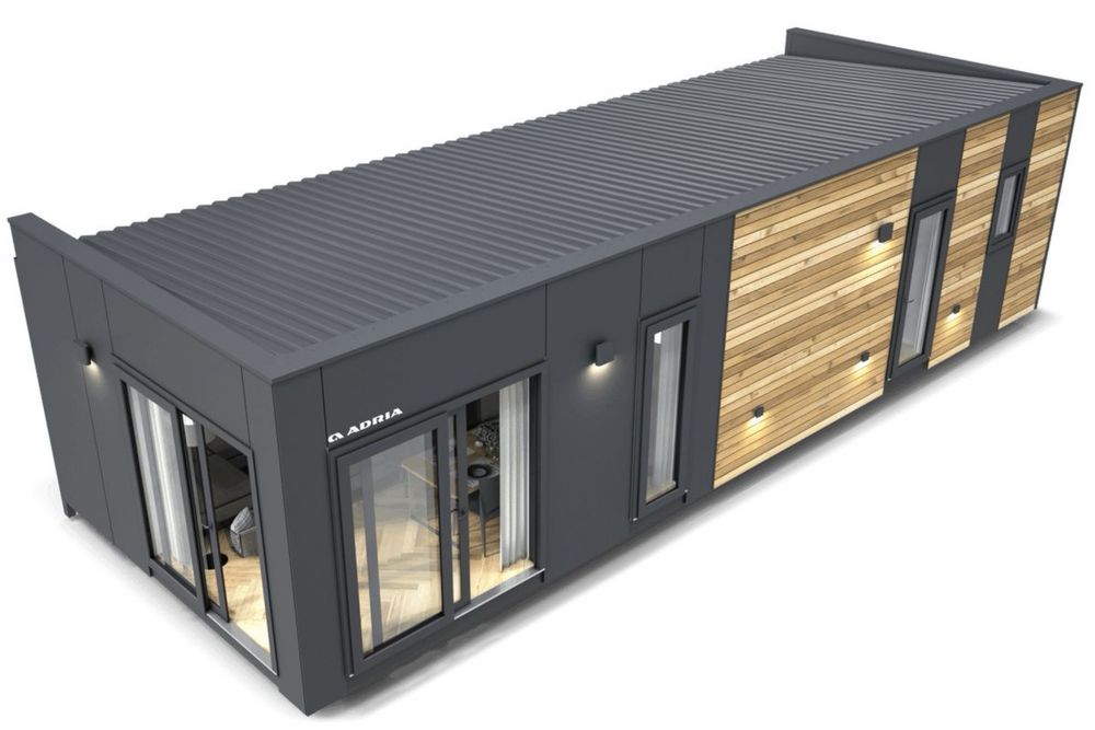 Container modular imbracat in riflaje de lemn pentru un model deosebit