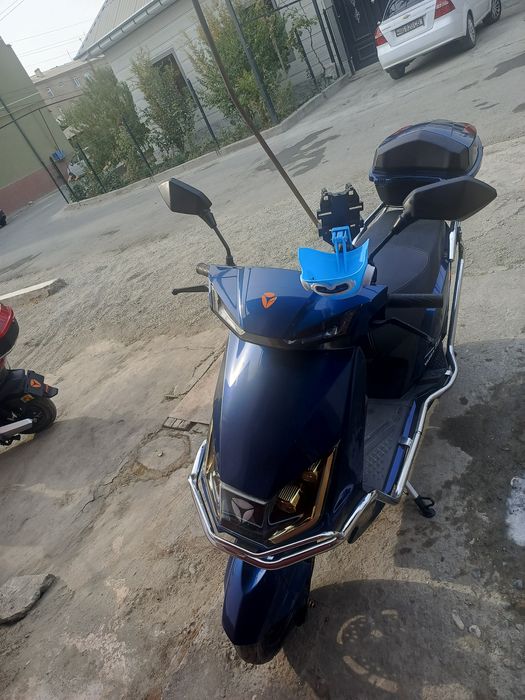 Скутор сотилади айби йук