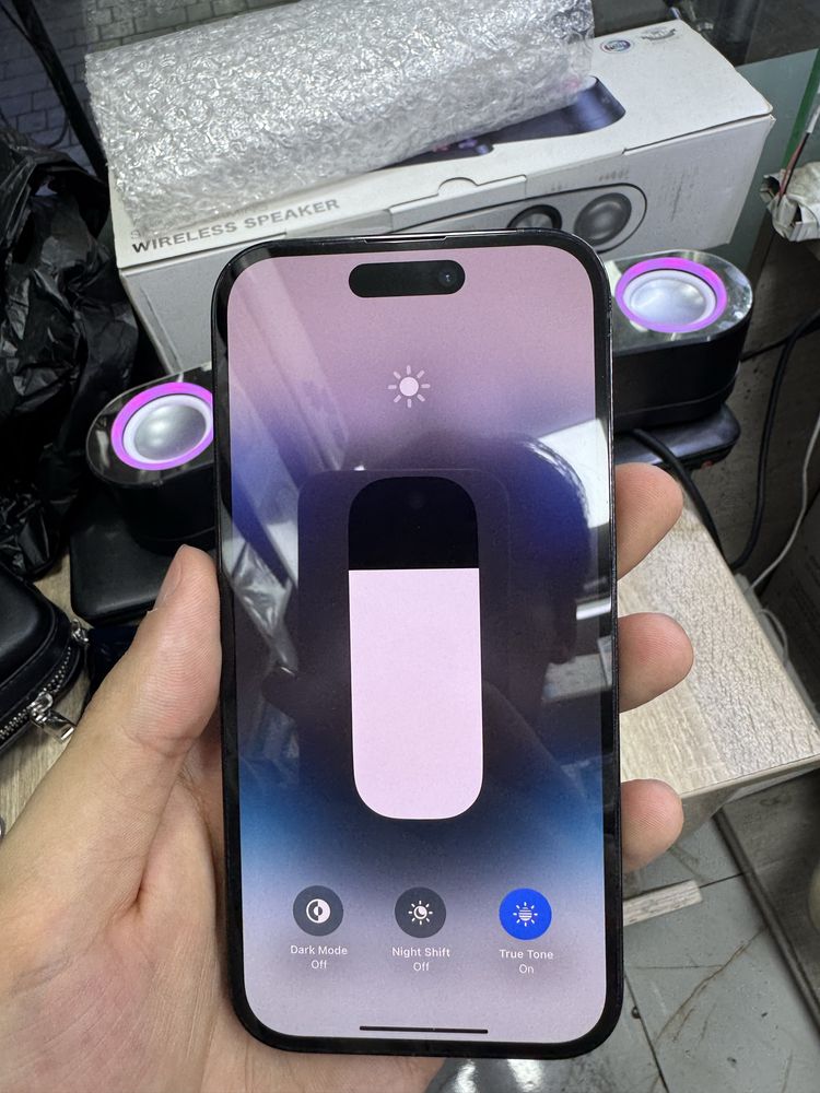 Iphonw 14pro black 128gb ideal