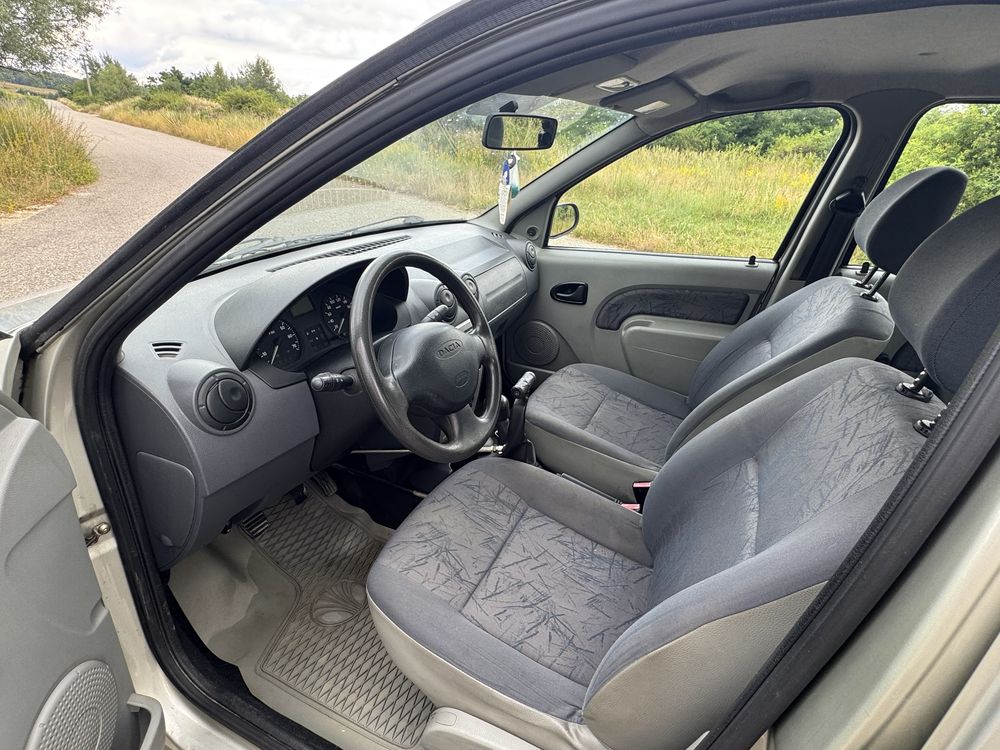 Dacia Logan 2006 1.4 Benzina