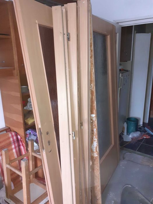 usi de interior cu sticla