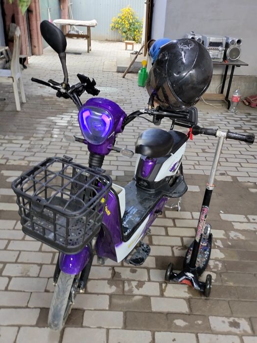 Электровелик на ходу AIS