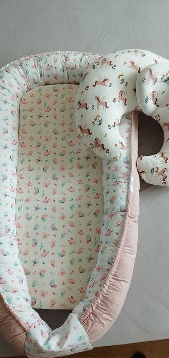 Baby nest și pernă de alaptat