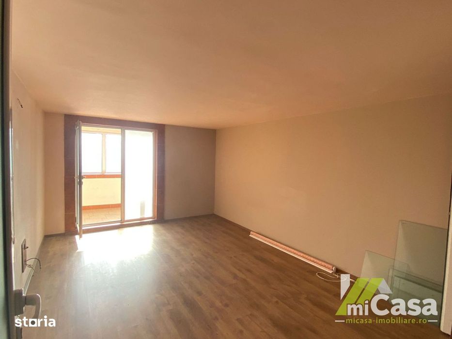 Casă spațioasă cu teren și anexe – Galați, str. Unirii