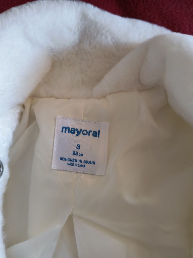 Дънки нови mayoral 4 години