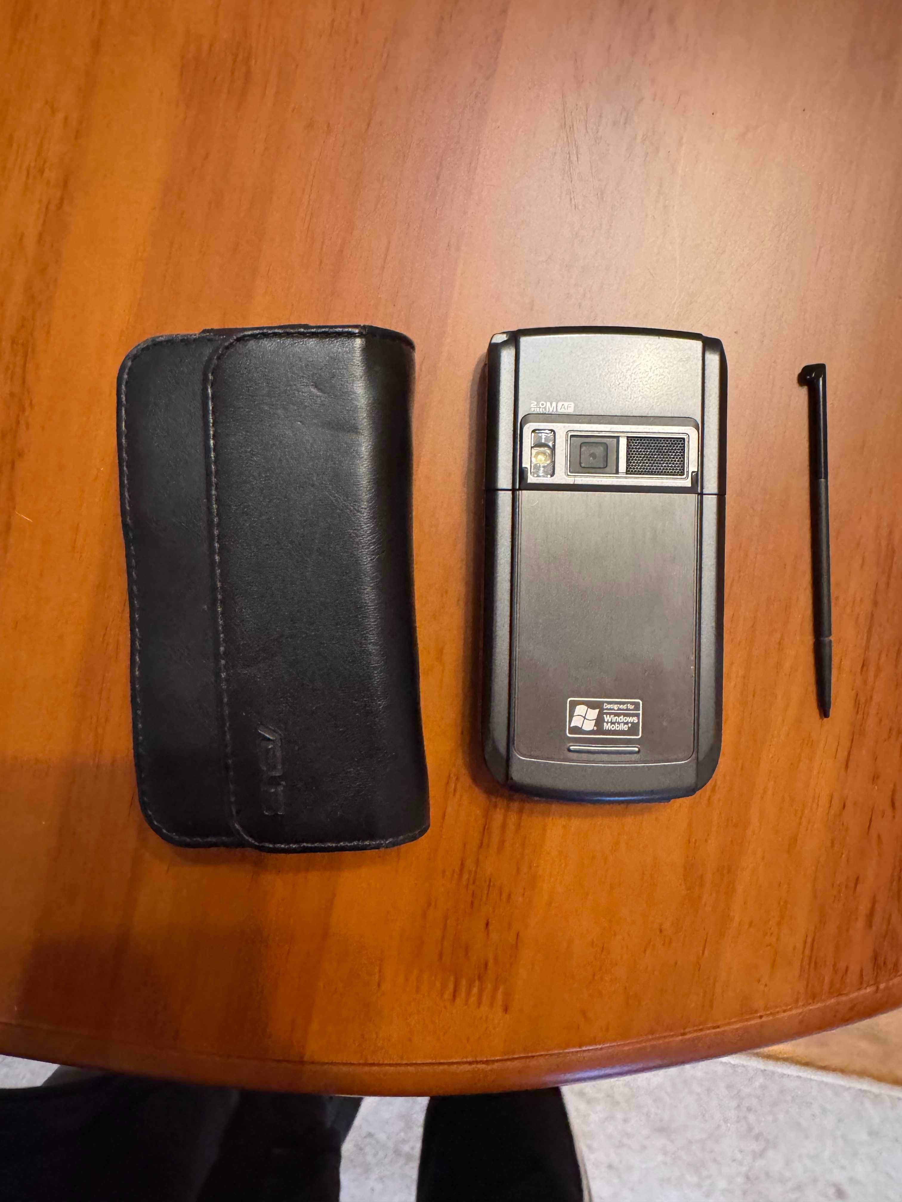 Asus P525 Windows Смартфон