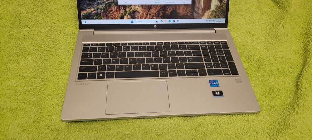 Laptop business HP 450 G8 ,Intel Core i5-1135G7 , 16 gb  full aluminiu
