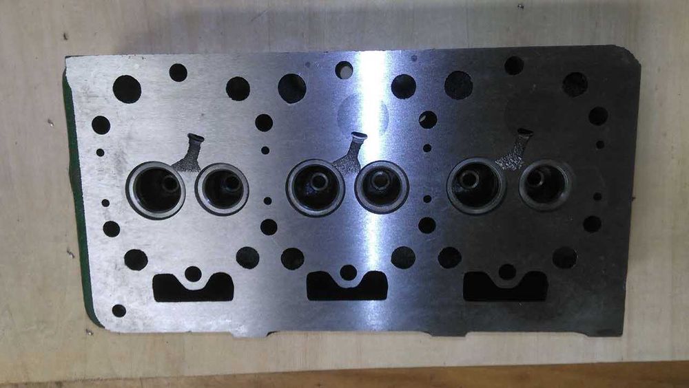 Chiulasa motor Kubota D750 - Piese de Kubota