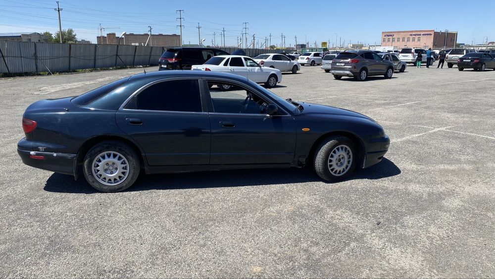 Mazda Xedos 9 2.0