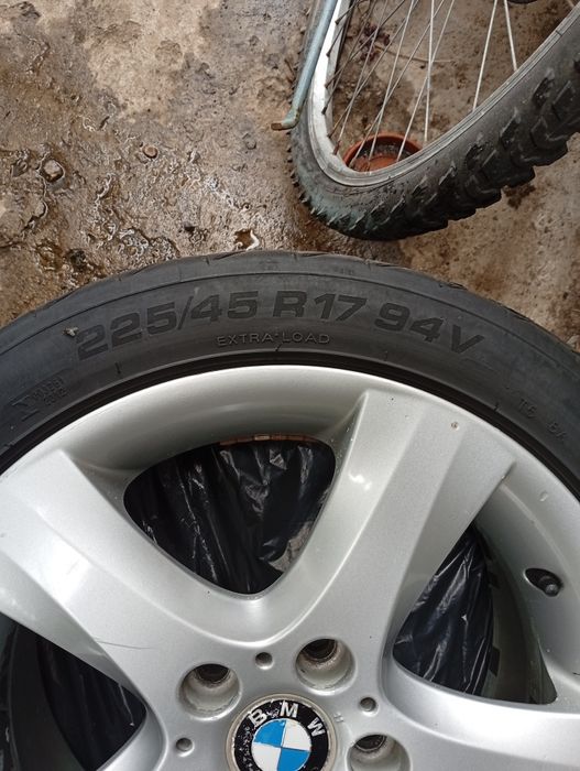 Roți BMW in 2 lățimi