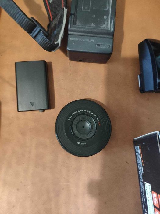 Aparat foto Pentax K-70 + 4 obiective + accesorii (macro, astro, 3D)