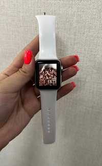 Продам часы Apple Watch серия 3