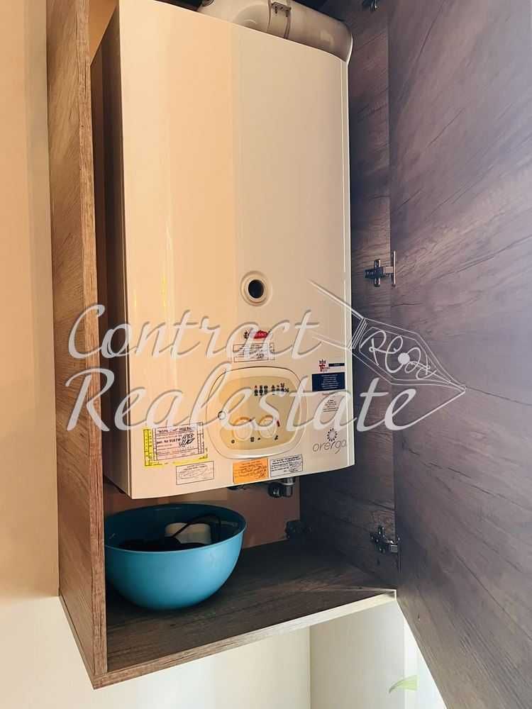 Продава се Тристаен апартамент в Варна, Възраждане 1 - 128 кв.м за 2016 €/кв.м - Снимка #17