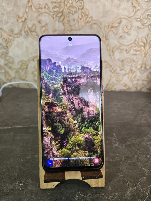 Продается телефон Samsung