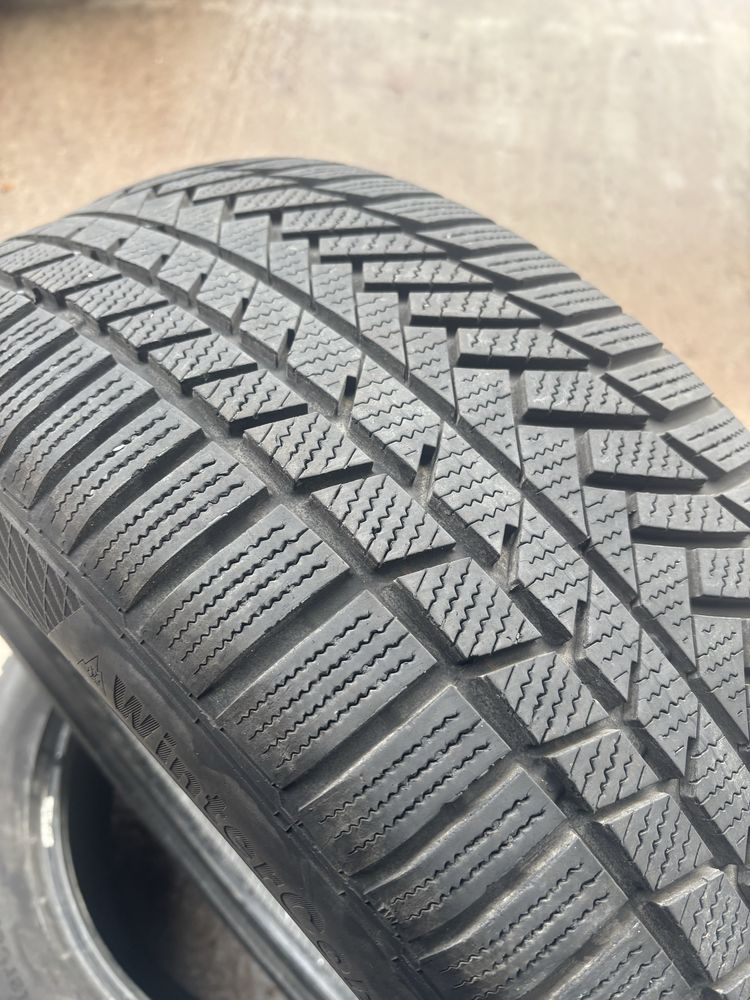 255/45/19 Pirelli 2 бр 2020, Continental 2 бр 2022