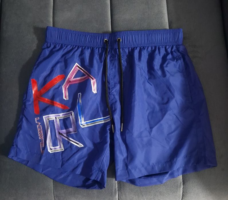 Pantaloni scurti (short)