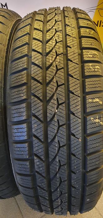 215 65 17 all season Falken AS200 noi