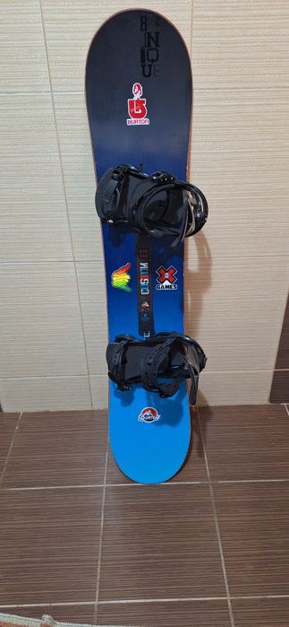 Placa snowboard 130cm burton Chanel costom-legaturi noi
