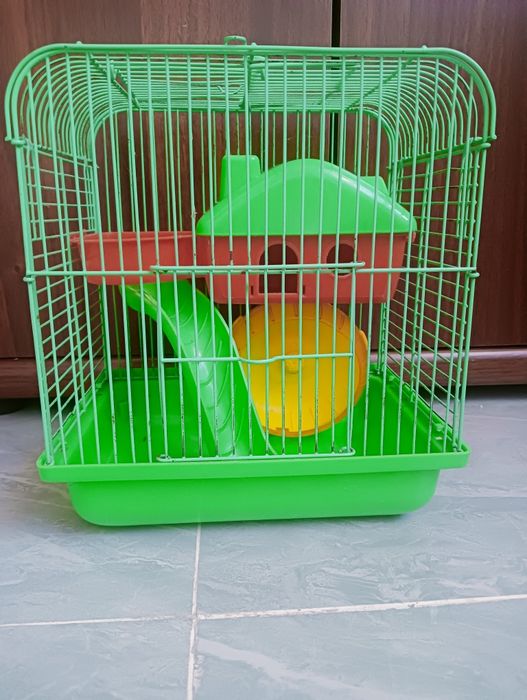 Продам клетку для хомяка