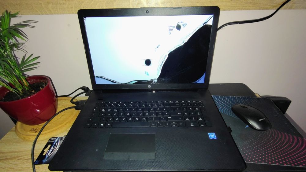 Dezmembrez laptop HP
