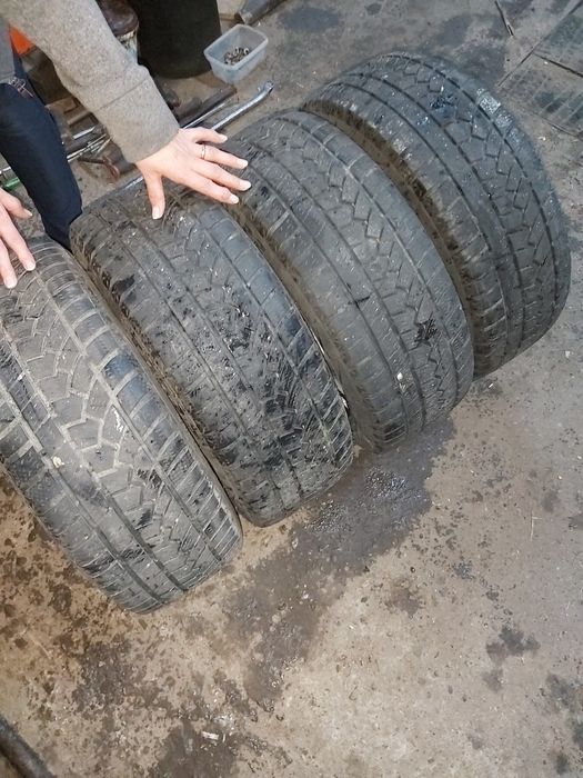 Anvelope de iarnă 215/55/16