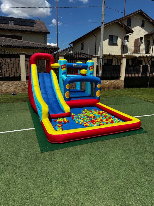 Inchiriez tobogan gonflabil ( pretabil si pentru interior)