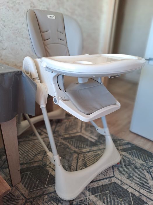 Детский стол почти новая