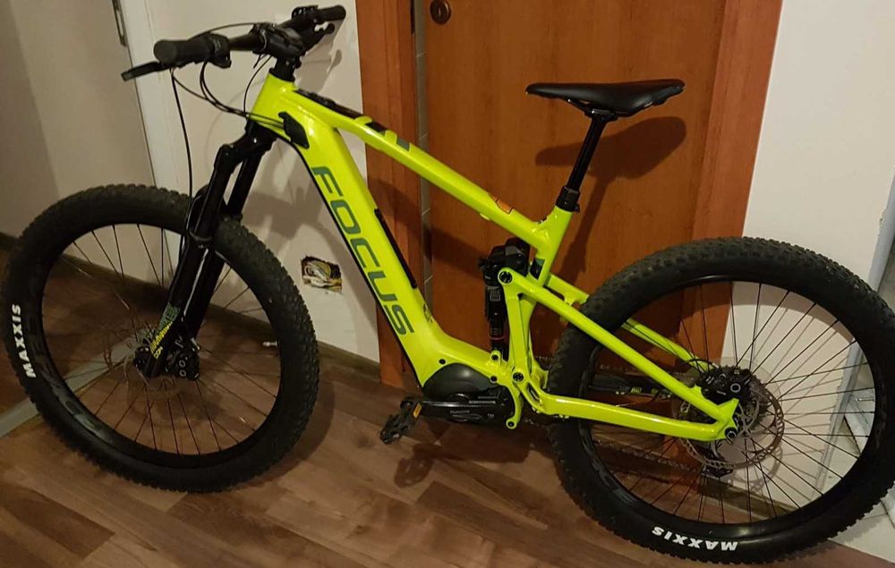 Bicicleta touring gravel Bianchi Koga Giant