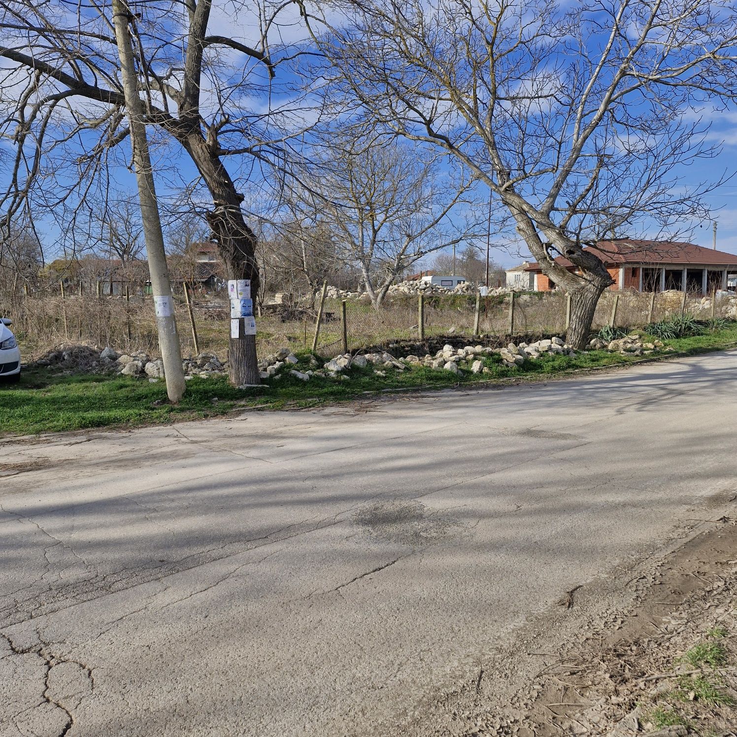 Парцел на главен път в село Климентово