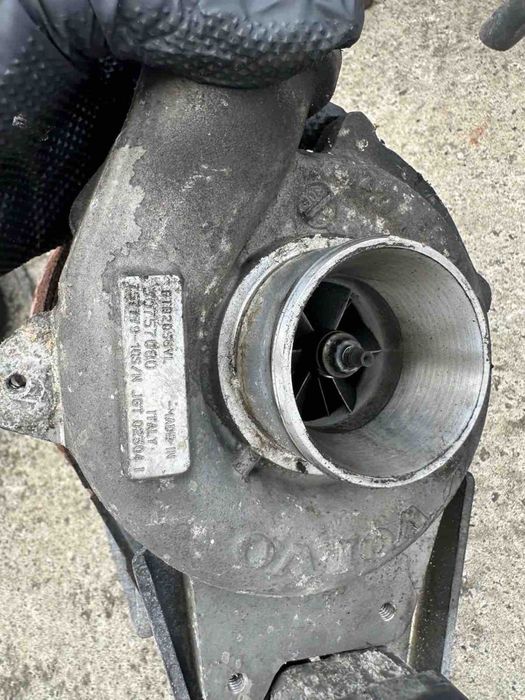 Turbina 2.4D Euro 4 2006-2010 163CP 185 CP Volvo S60 V70 XC90 XC70 30757080