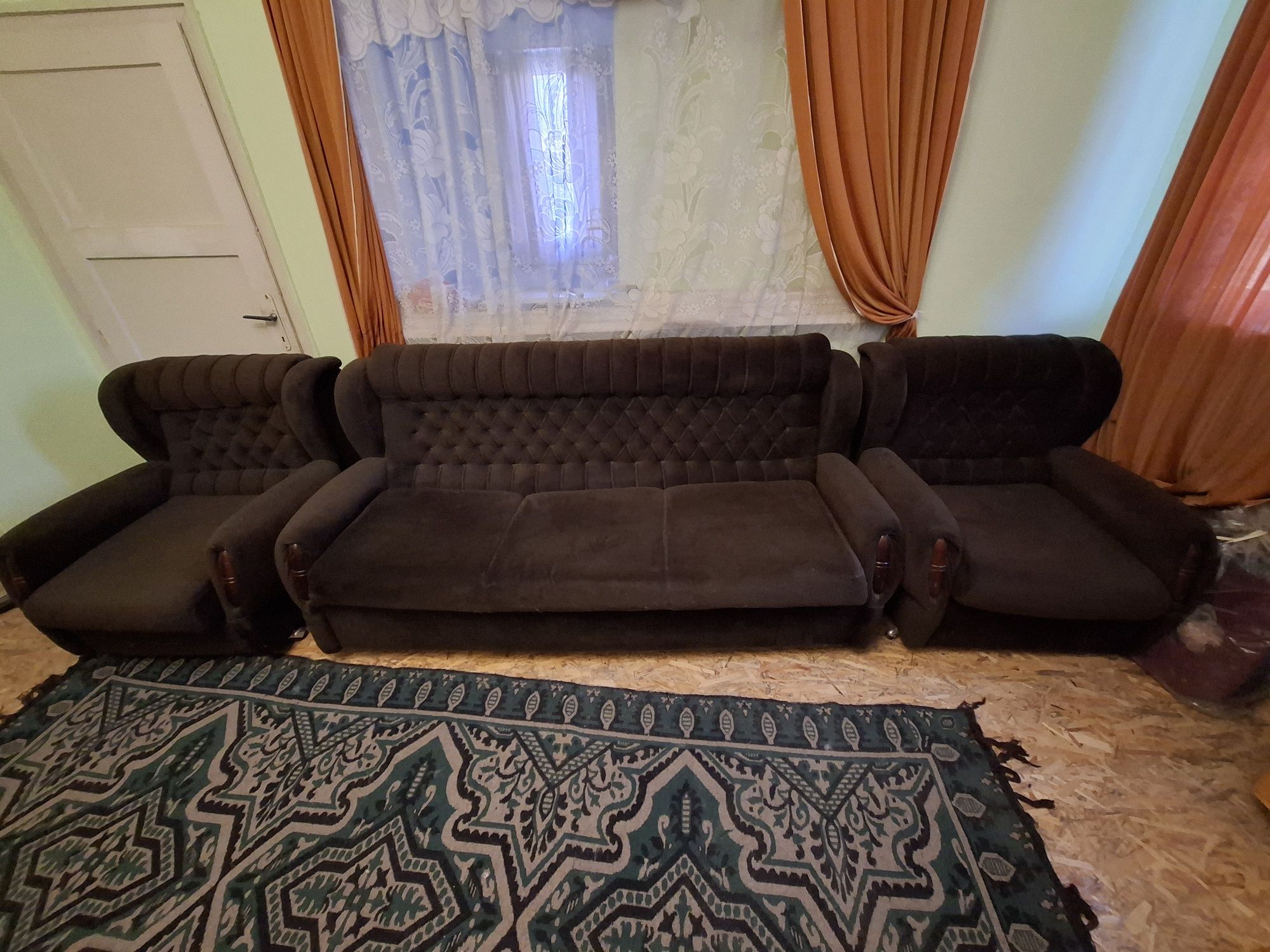Разтегателна холна гарнитура