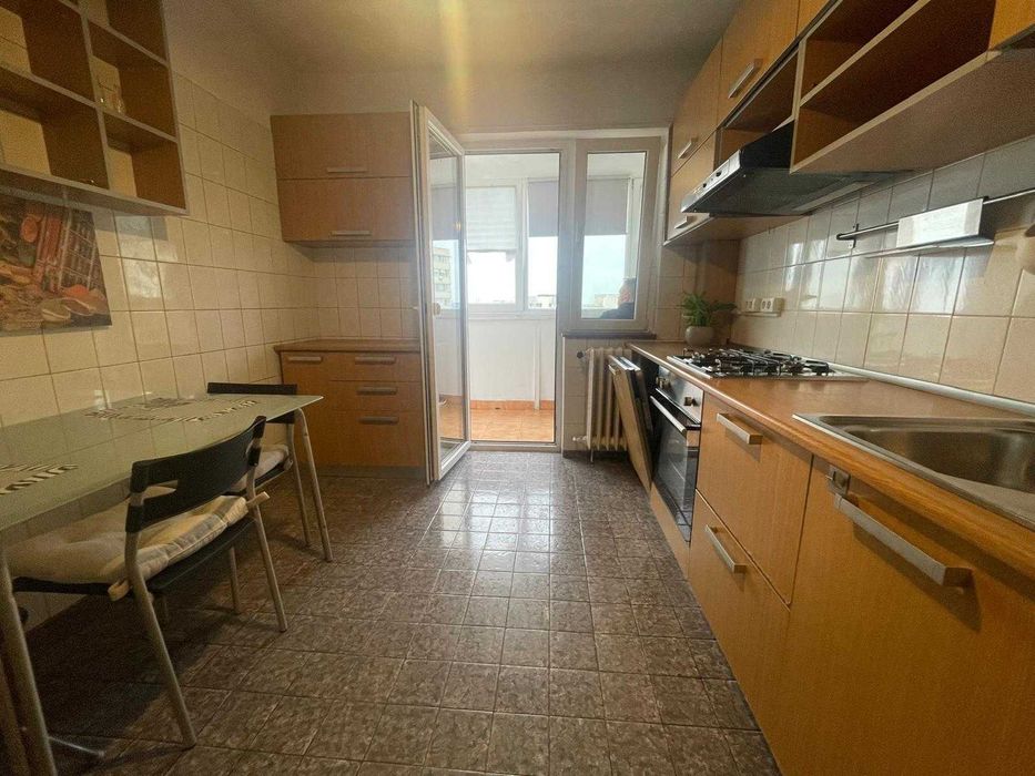 Proprietar 2 camere Mega Mall, 65mp, bucatarie mare