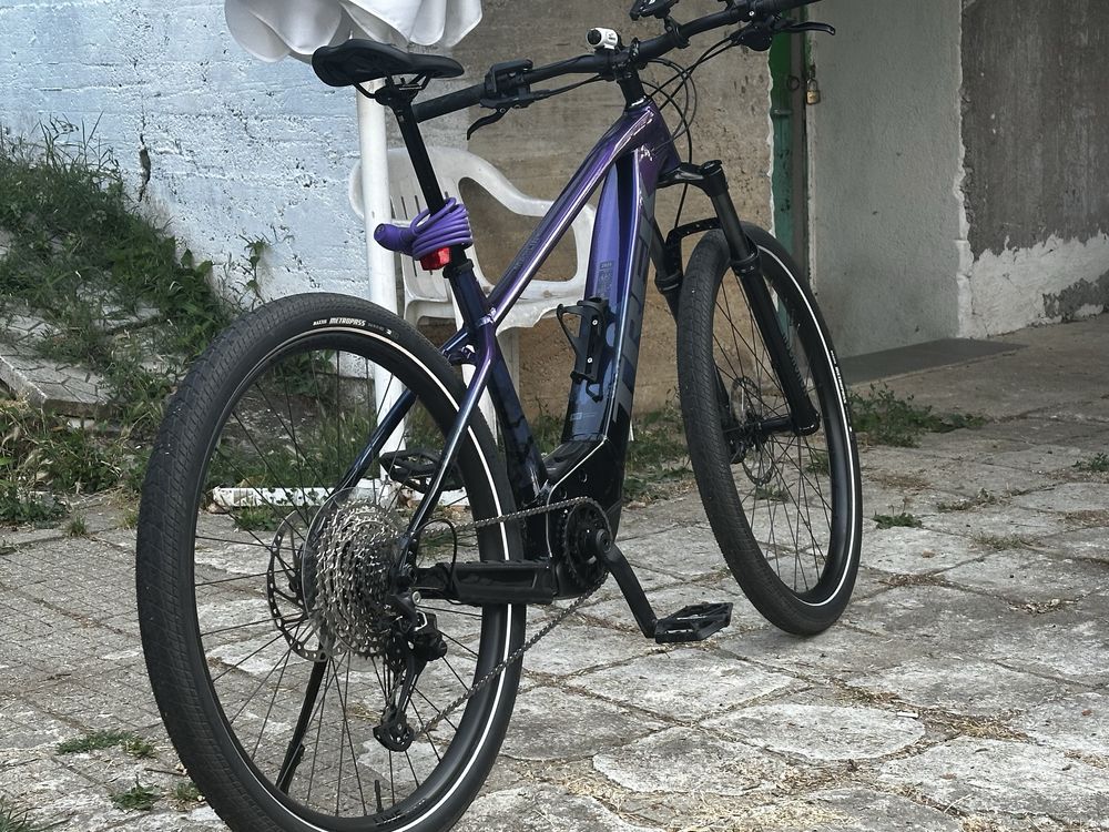 Trek Marlin+ 8 Purple Flip to Black Fade L29