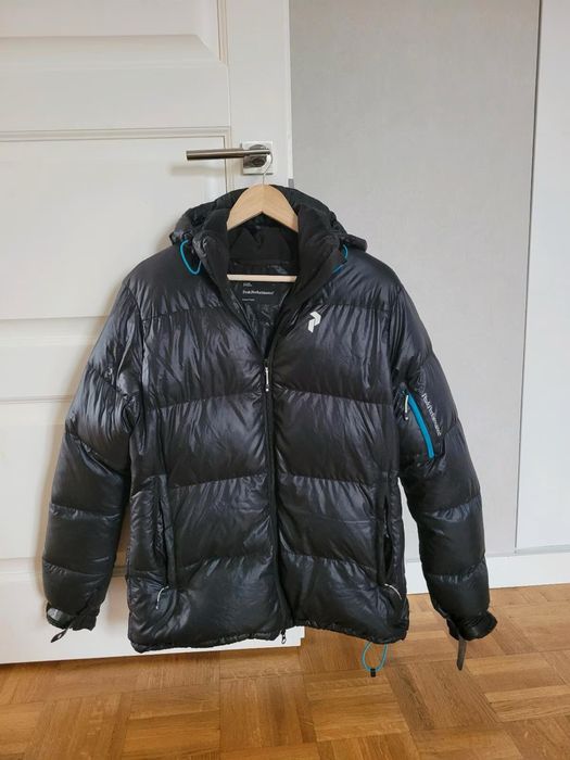 Peak Performance Black Light Down-оригинално пухено яке