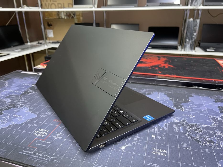 Asus Vivobook 15/I3-1315U/8GB/SSD512GB