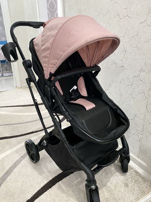 Коляска прогулочная