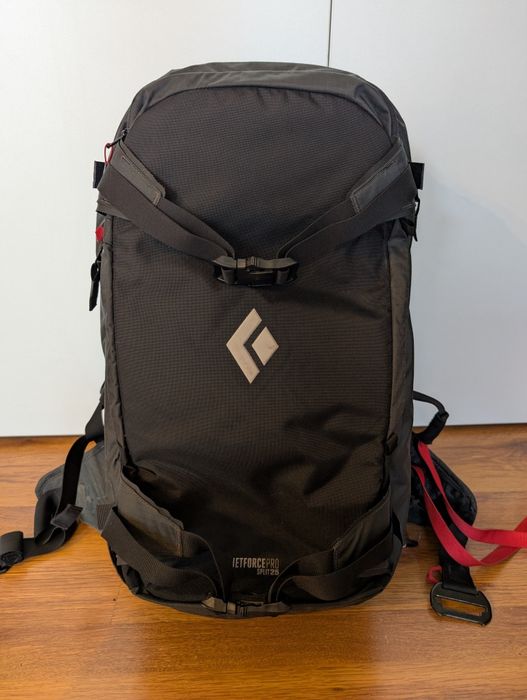 Vând rucsac cu airbag Black Diamond