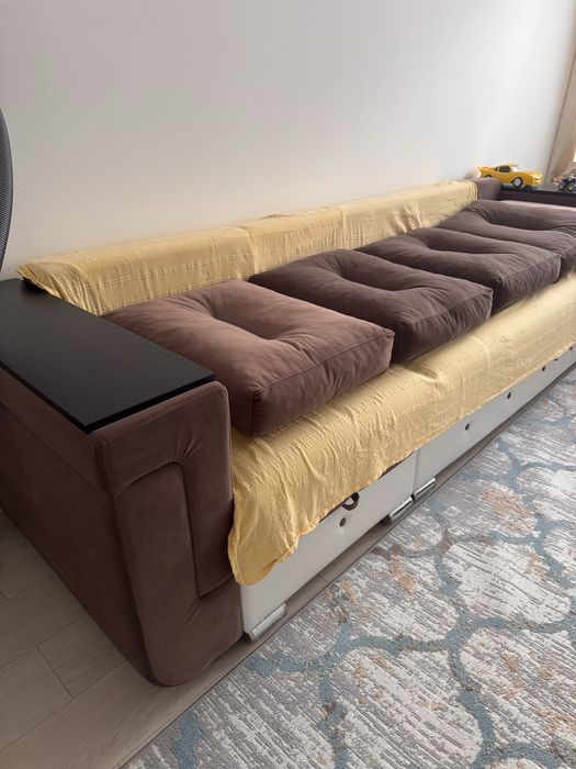 Диван в отличном состоянии