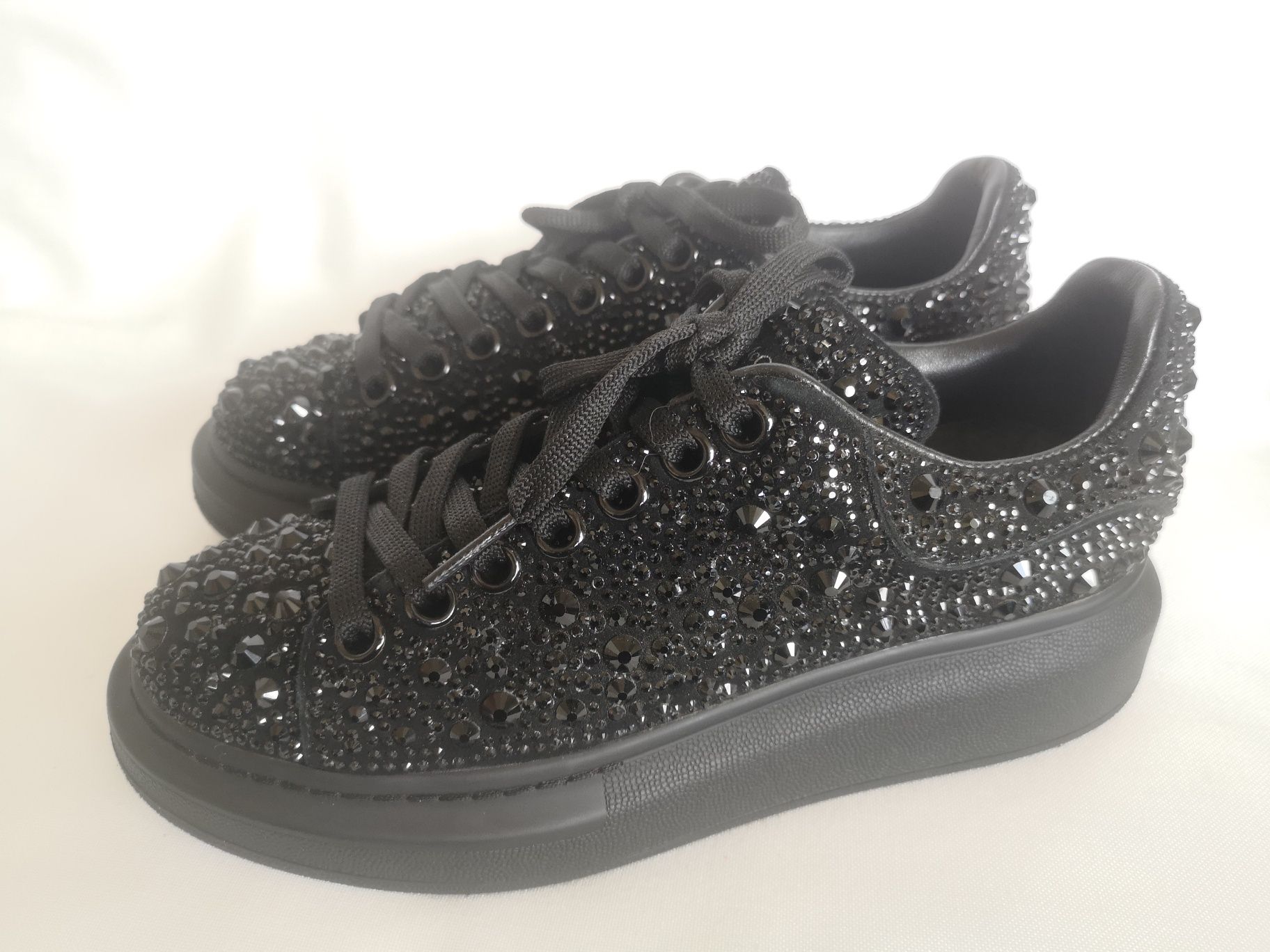 Alexander McQueen, оригинални сникърси, номер 37