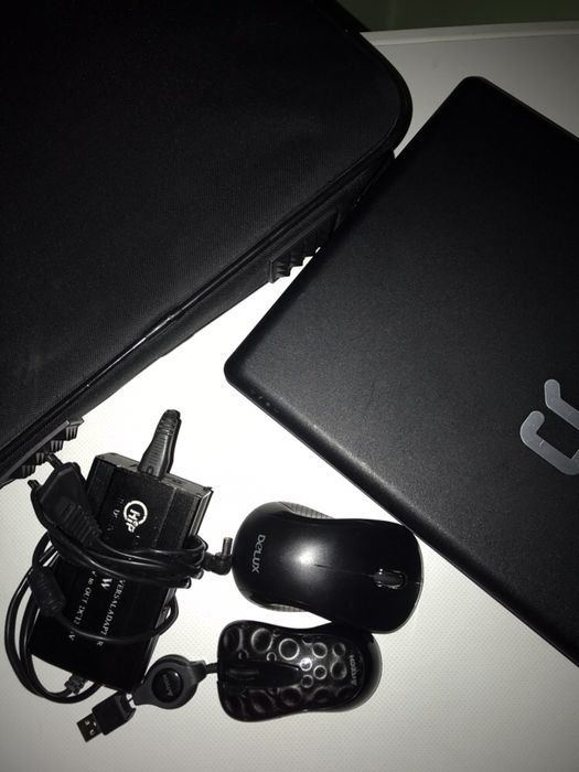 Лаптоп HP Compaq Presario C700