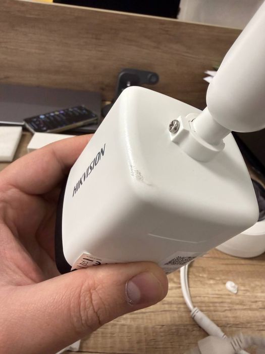 Hikvision 6МР Гибридное 24 часа цветное изображение + микрофон