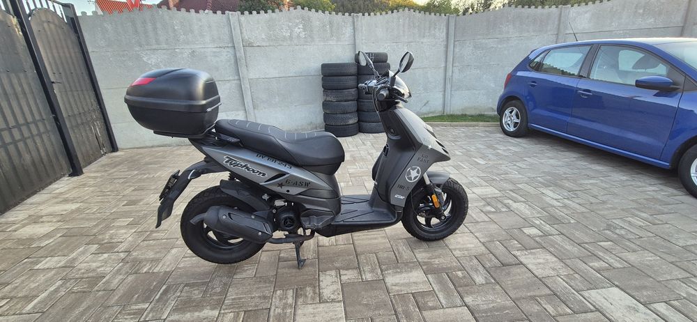 Scuter Piaggio , 49 Cm , anvelope noi ,07/2013 ,cu acte COC
