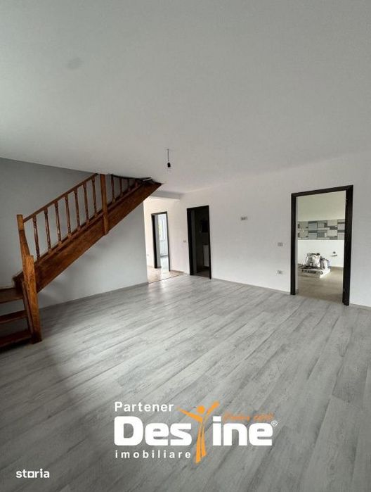 Casa individuala 100mp utili 500mp teren Cogeasca Iasi cu toate utilit